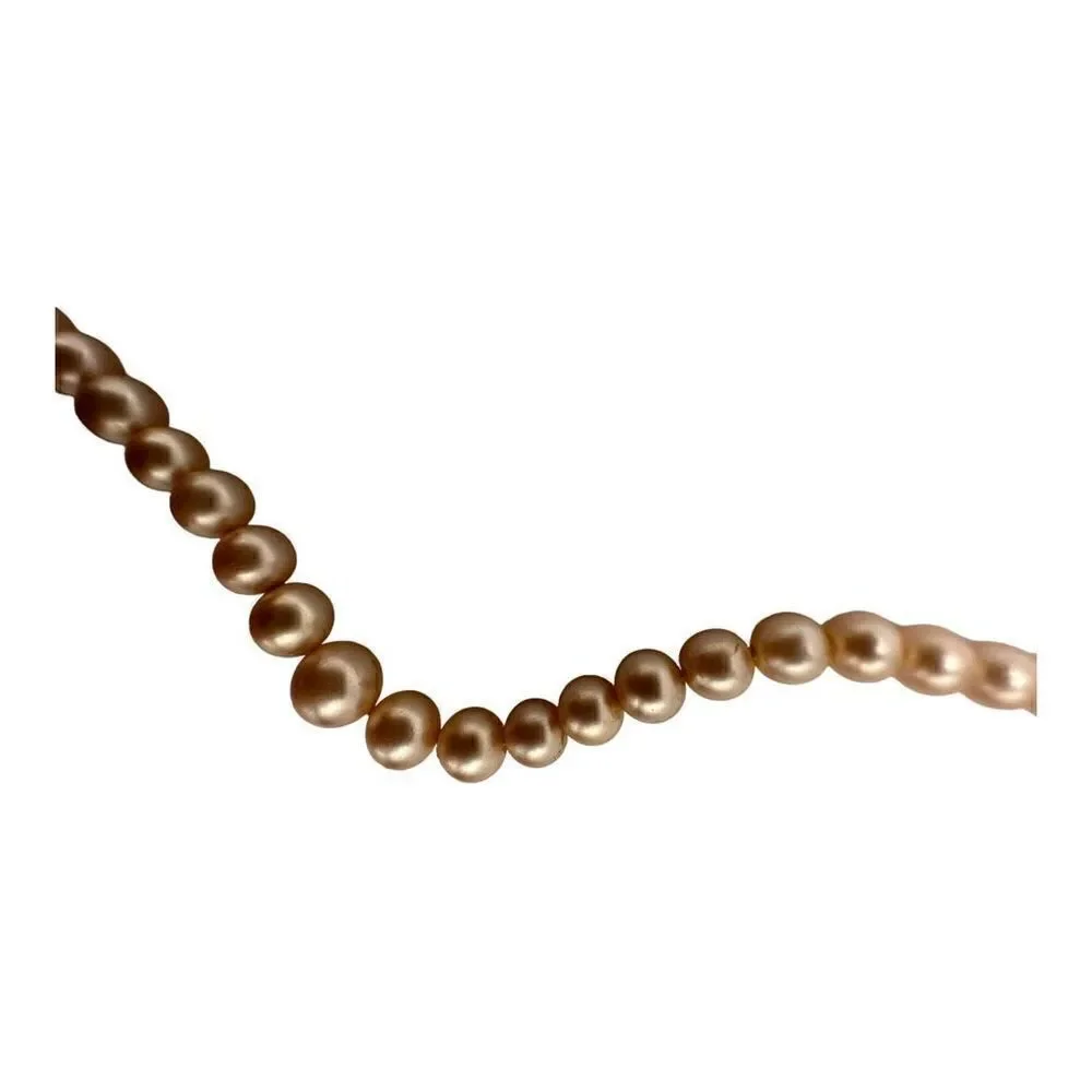 Vintage Faux pearl necklace cream colored